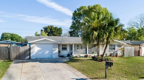 5223 Drift Tide Dr, New Port Richey, FL 34652-5967