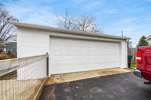 3549 Canter Ct, Darbydale OH  43123-2010 exterior