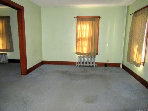 7 Lark St, Washingtonville NY  10992-1124 exterior