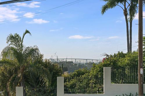 1617 40th St, San Diego CA  92113-4039 exterior