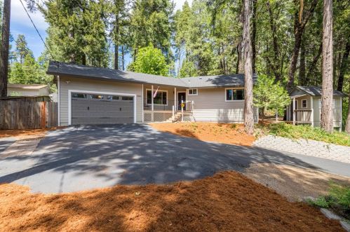 3341 Sly Park Rd, Pacific House, CA 95726-9519