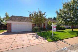 3114 Ellington Cir, Sacramento CA  95825-7823 exterior