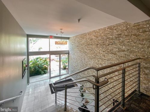 804 Taylor St, Washington, DC 20011-5863