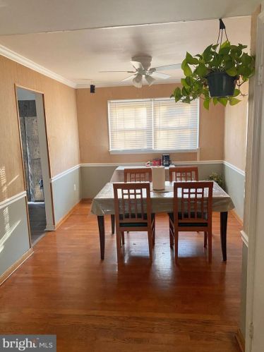 14463 Village Dr, Woodbridge VA  22191-2717 exterior