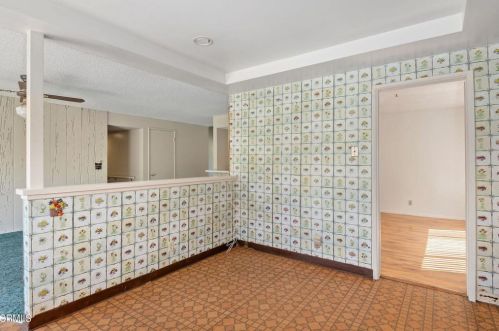 2243 Brower St, Simi Valley CA  93065-2501 exterior