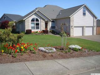 1639 Chapman Hill Dr, Salem, OR 97304-2528