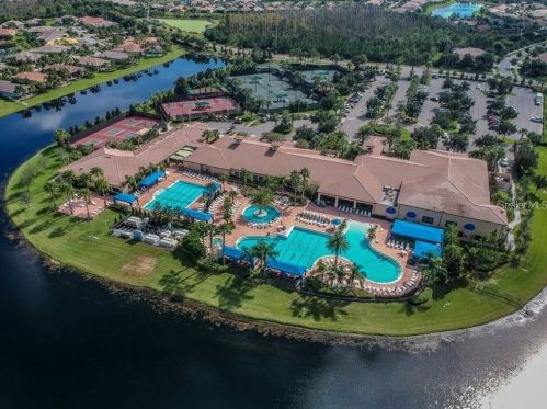 16234 Amethyst Key Dr, Wimauma FL  33598-4028 exterior