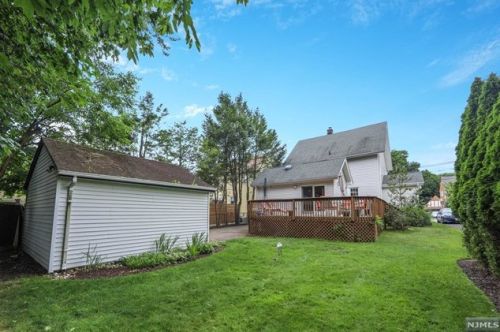 166 Cambridge Ave, Englewood NJ  07631-1625 exterior