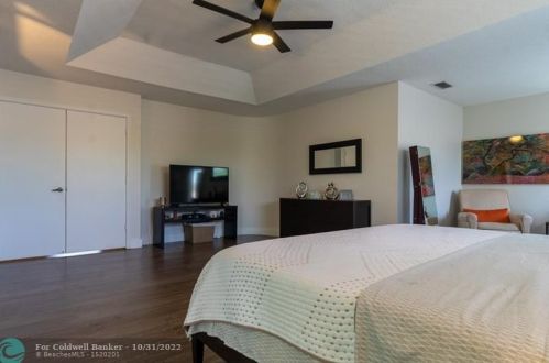 17455 13th St, Hollywood FL  33029-4817 exterior