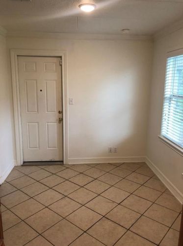 1113 Miller St, Angleton TX  77515-5652 exterior