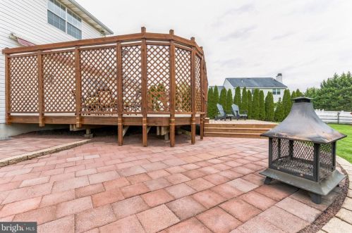 107 Wilson Dr, Collegeville PA  19473-2341 exterior