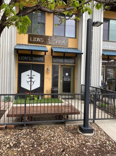 3295 Blake St, Denver CO  80205-2341 exterior