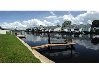 5250 Flora Ave, Tarpon Springs, FL 34690-6621