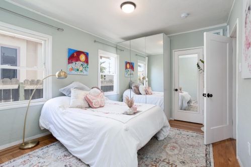 2380 108th Ave, Oakland CA  94603-4112 exterior