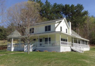 182 Hurricane Rd, Keene, NY 12942-1904