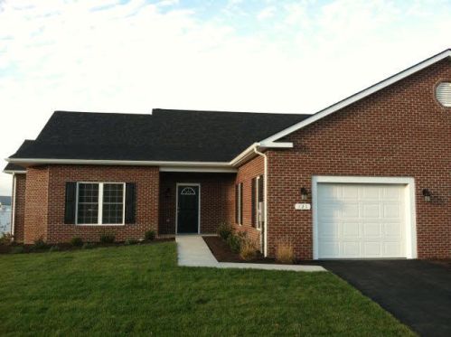 121 Hollen Mill Ct, Bridgewater, VA 22812-1045