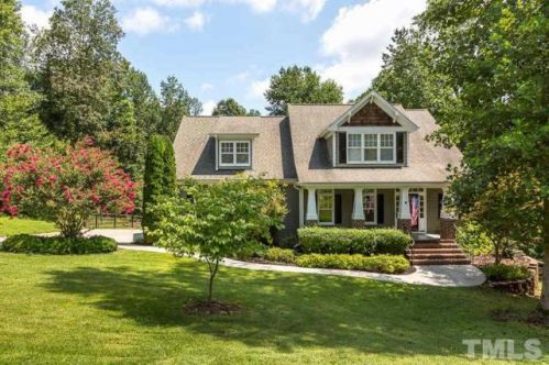 95 Chesterfield Ct, Youngsville, NC 27596-8772