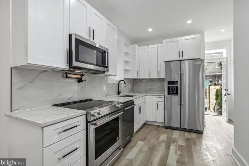 628 Columbia Rd, Washington, DC 20001-2906