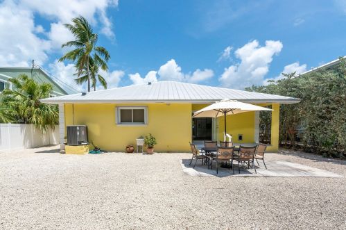 110 Marina Ave, Key Largo FL  33037-4311 exterior