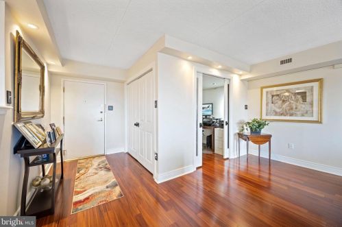 11114 Valley Forge Cir, Norristown, PA 19406-1107