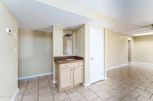 8409 Mary Dr, Tucson AZ  85730-2038 exterior