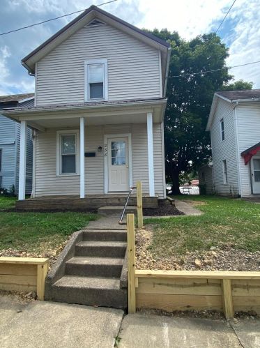 238 Sand St, Crooksville, OH 43731-1227