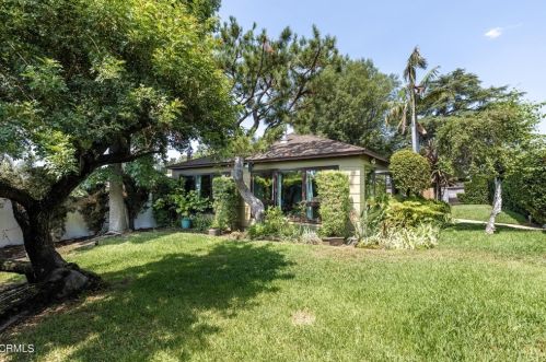 6 Altadena Dr, Altadena, CA 91001-5103
