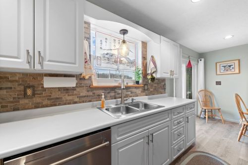 37 Elena Ave, New Kensington PA  15068-9749 exterior