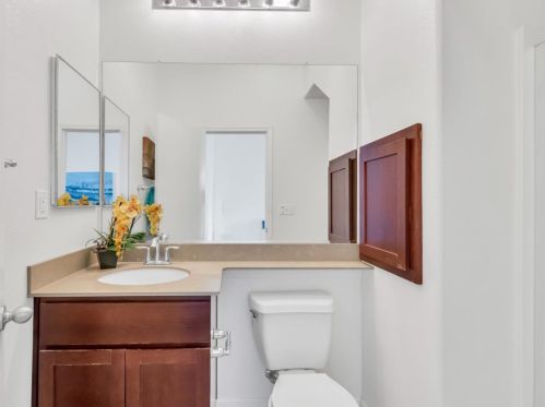 3182 Bridgeway Dr, Rancho Cordova CA  95670-6246 exterior