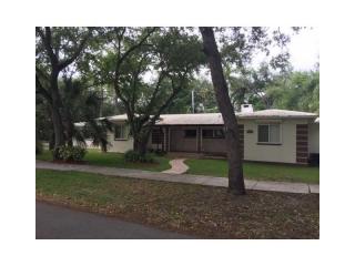 5895 50th St, Miami, FL 33155-6366