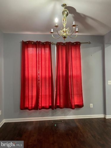 2205 Diloreta Dr, Woodbridge VA  22191-4139 exterior