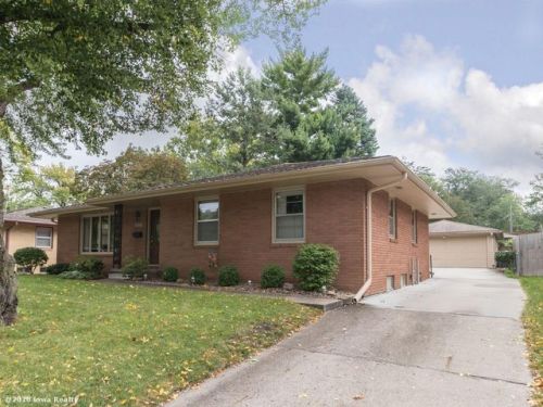 4217 43rd St, Des Moines, IA 50310-3723