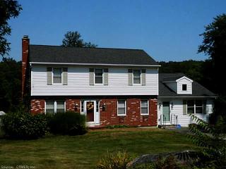 446 Lakeside Blvd, Waterbury, CT 06708-2844