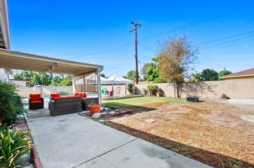 1341 Silverbirch Pl, West Covina CA  91790-5048 exterior