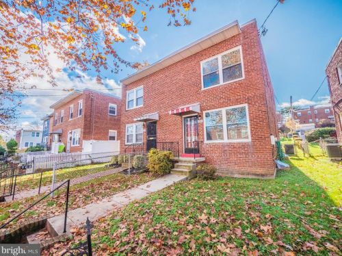 761 Kennedy St, Washington, DC 20011-3031
