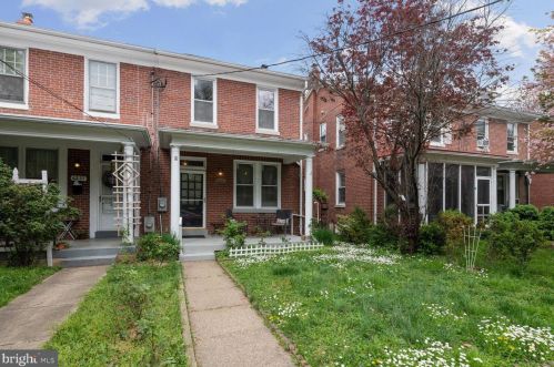 4229 Jenifer St, Washington, DC 20015-1959