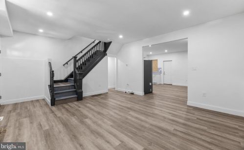 1249 Langham Ave, Camden, NJ 08103-2819