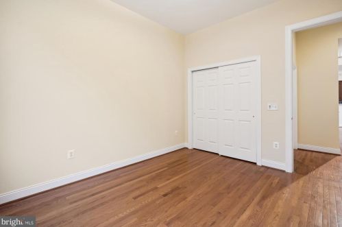 15480 Championship Dr, Haymarket VA  20169-6107 exterior