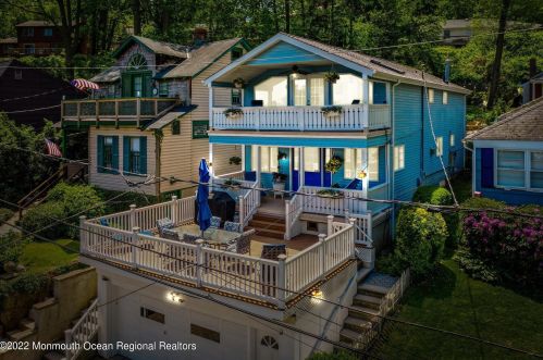 8 Bayview St, Monmouth Hills, NJ 07732-1804