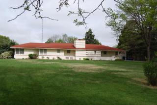 2301 Ash St, Hays, KS 67601-2915