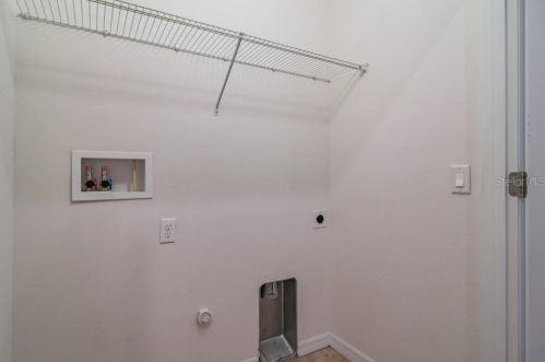 961 Aussi Ct, Tarpon Springs FL  34689 exterior