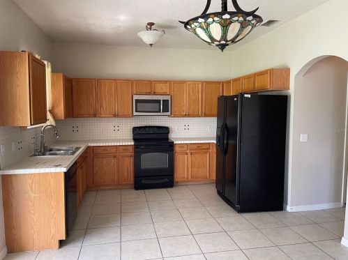 601 Windsor Estates Dr, Davenport FL  33837-9616 exterior