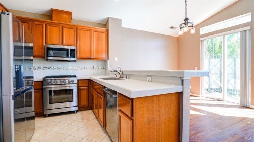 2959 Bay Village Ave, Santa Rosa CA  95403-2493 exterior