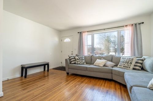 70 South St, Patterson NY  12563-3104 exterior