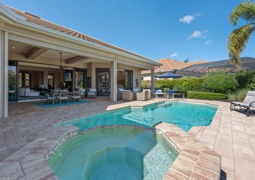 4252 Deephaven Ln, Naples FL  34119-8616 exterior