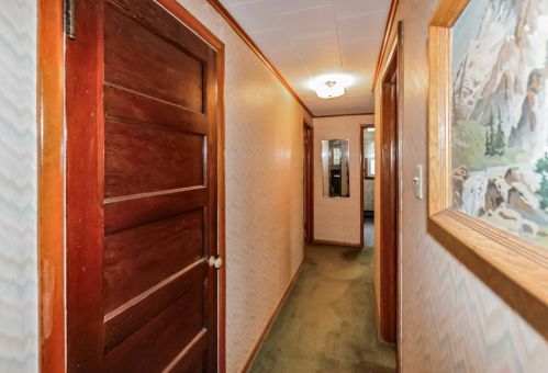 3998 Mitchell Rd, New Castle PA  16105-4412 exterior