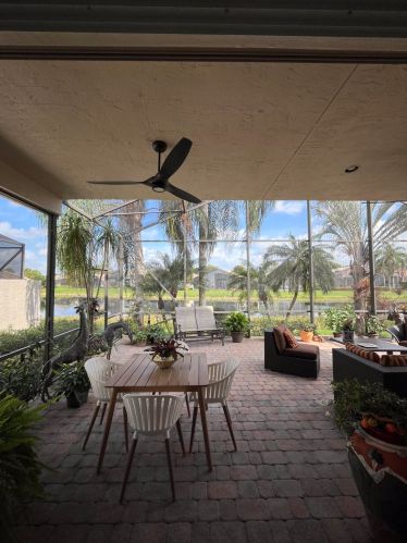 7249 Morocca Lake Dr, Delray Beach, FL 33446-3779