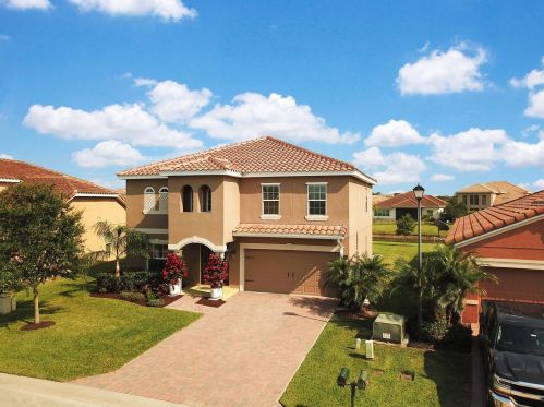 1753 Berkshire Cir, Vero Beach FL 32968-6720 exterior