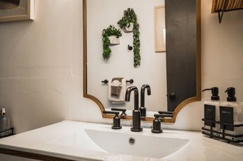 328 Sherwood Blvd, Big Bear City CA  92314 exterior