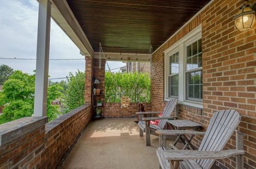 470 Antenor Ave, Pittsburgh, PA 15210-4418